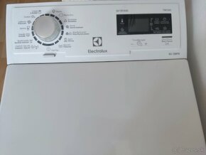 Práčka Electrolux EWT1266EXW