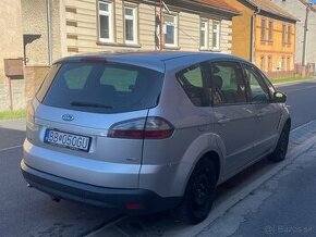 Ford s max - 1