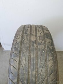 Predám pneu yokohama 205/55 r16 - 1