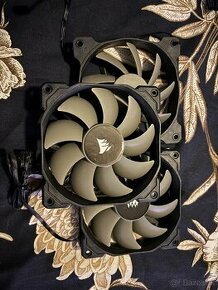 3x ventilator Corsair 120 - 1