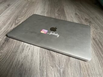 MacBook pro