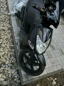 Kymco Agility City 125 - 1