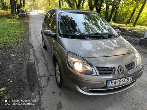 Renault scenic grand 1.6 benzín - 1