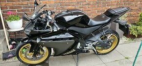 Yamaha yzf r 125 - 1