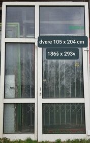 Dvere so svetlikom kovové 186š x 293v