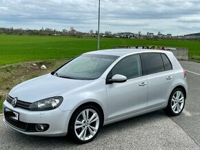 VOLKSWAGEN GOLF 6 1,6 tdi 77 kw HIGHLINE TOP STAV - 1