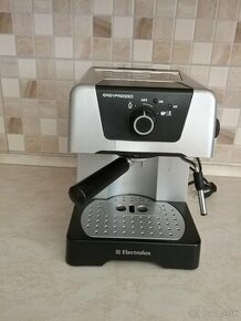 Electrolux kávovar pákový espresso - 1