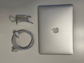 APPLE Macbook AIR (2017) A1466