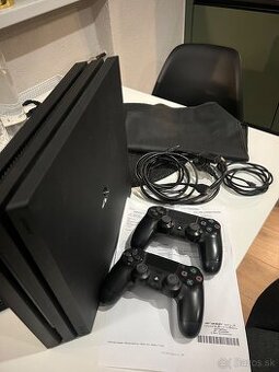 Playstation 4pro + 2ovl. v ZÁRUKE