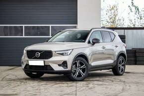 Volvo XC40 B4 Plus Bright AWD A/T/Gold/ - 1