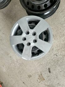 Kia 15" plechové disky ,TPMS Snímače