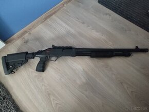 Predám opakovaciu brokovnicu Winchester SXP