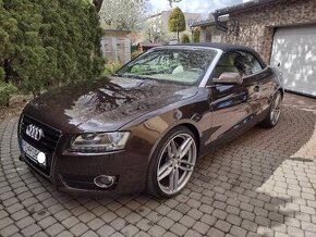 Audi A5  cabrio  3,2 FSi  V6,  195kw,  Quatro