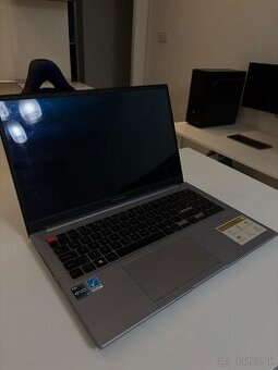 ASUS Vivobook S 15 OLED