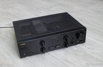 Teac A-X 3000........Zosilňovač