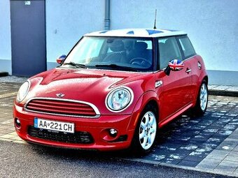 Predám Mini Cooper  OneD