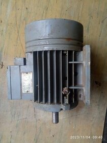 Predám elektromotor 370W/1380 ot.