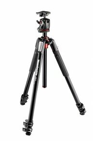 Manfrotto MK055XPRO3-BHQ2 statív s hlavou