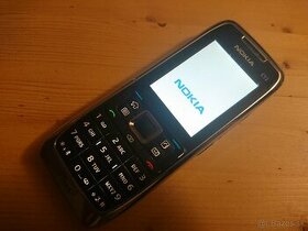 Nokia e51