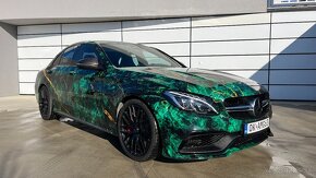 Mercedes-benz c63 s amg