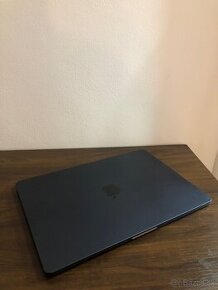 Predám MacBook Air M2 8GB RAM/256 GB - 1