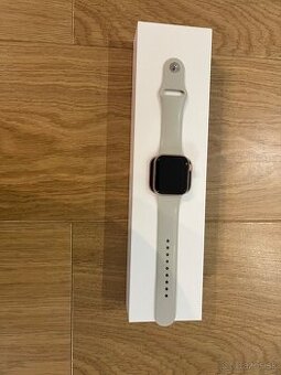 Hodinky Apple watch 5