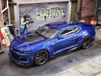 Chevrolet Camaro ZL1 2017 1:18 Autoart