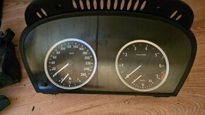 Bmw e60, e61 budíky (odometer) - 1