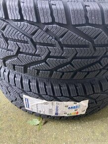 Sebring 215 /60 R16 2pneu nove - 1