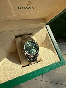 Rolex Datejust 41mm Green Mint.