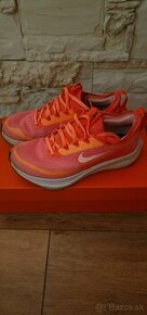 Nike ZOOM fly 4 dámske - vnútorná dĺžka 23,5cm - 1