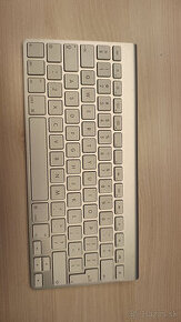 Apple wireless keyboard, magic mouse, trackpad - spolu