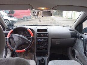 Opel Astra 1.2