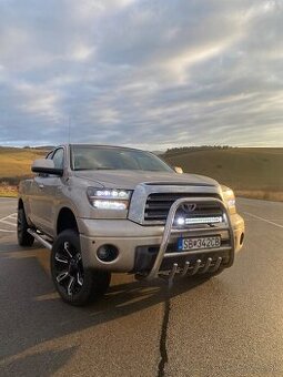 Toyota Tundra 5,7 iforce