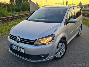 Volkswagen Touran 2.0 TDI DSG Premium Comfortline - 1