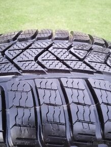 215/60 r16 zimné pneu.7 mm DOT.3722