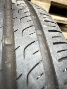 Predám dve letné pneu 225/45 r17