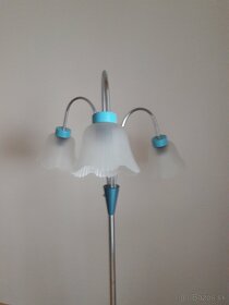 Retro stojanová lampa