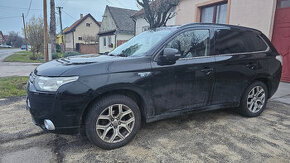 Mitsubishi Outlander PHEV 4x4 2.0