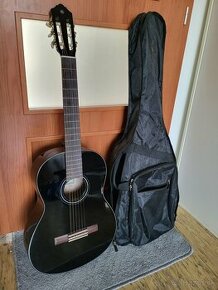 Yamaha C40II 4/4 Gloss Black - 1