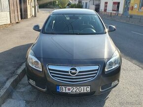 Opel Insignia 2.0 TURBO 4x4 (162kw) - 1