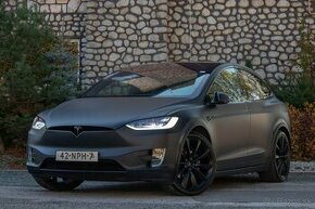 Tesla Model X 100D - 1