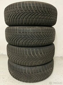 predám zimné pneumatiky 215/65R17 Semperit - 1