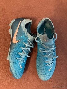 Kopačky NIKE PHANTOM PRO  UK7