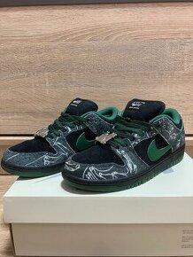 Nike SB Dunk Low There Skateboards