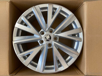 Gigaro Silver 5x112 R18 7,5Jx18 ET40 Octavia 4 NOVÉ