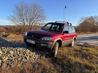 Toyota RAV4 4x4 2.0L benzín AUTOMAT