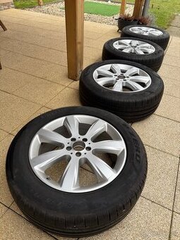 255/55 r19 Pirelli p Zero