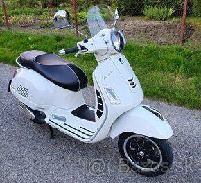 Vespa GTS Super 300