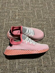 19x Dámské tenisky Adidas Deerupt (2)